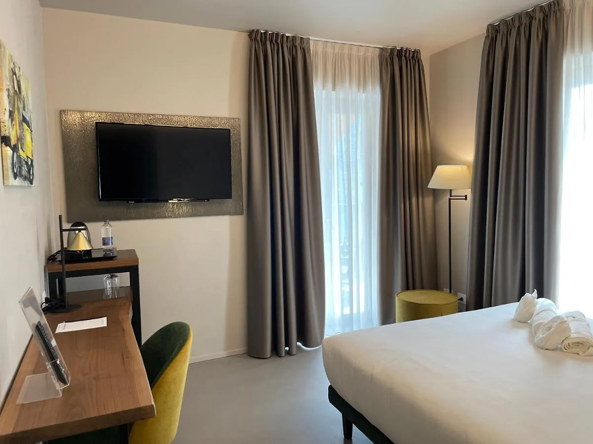 Villa Clementina Boutique Hotel Colonno İtalya