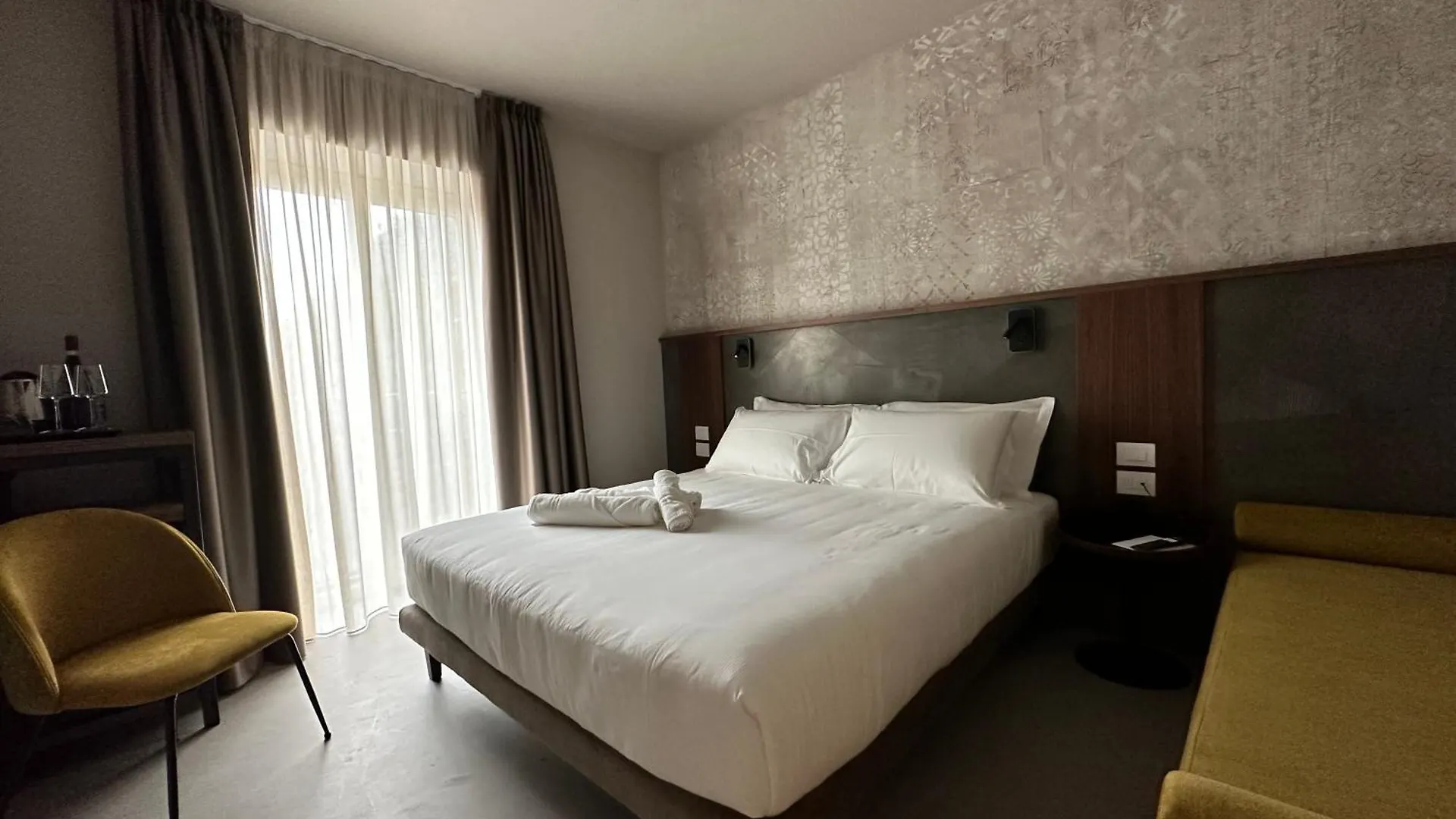 Villa Clementina Boutique Hotel Colonno 4*,