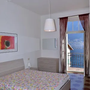  Appartamento The Romantic Village House - With Lake View